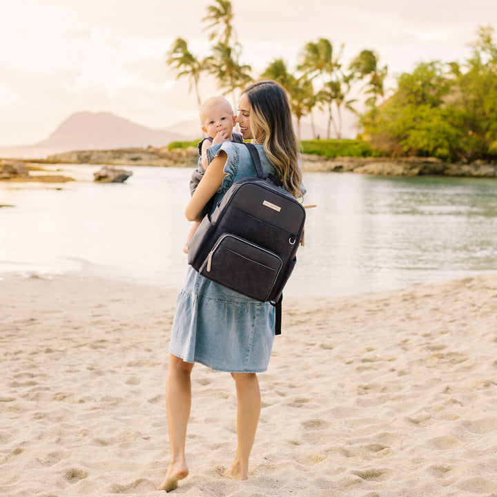 Sync Backpack Diaper Bag in Carbon Cable Stitch