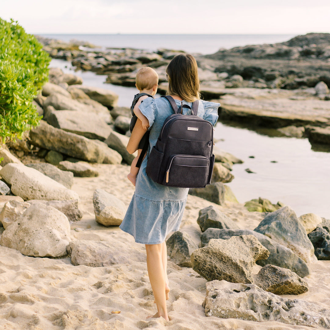 Sync Backpack Diaper Bag in Carbon Cable Stitch