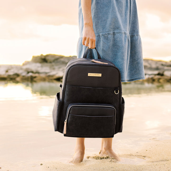 Sync Backpack Diaper Bag in Carbon Cable Stitch