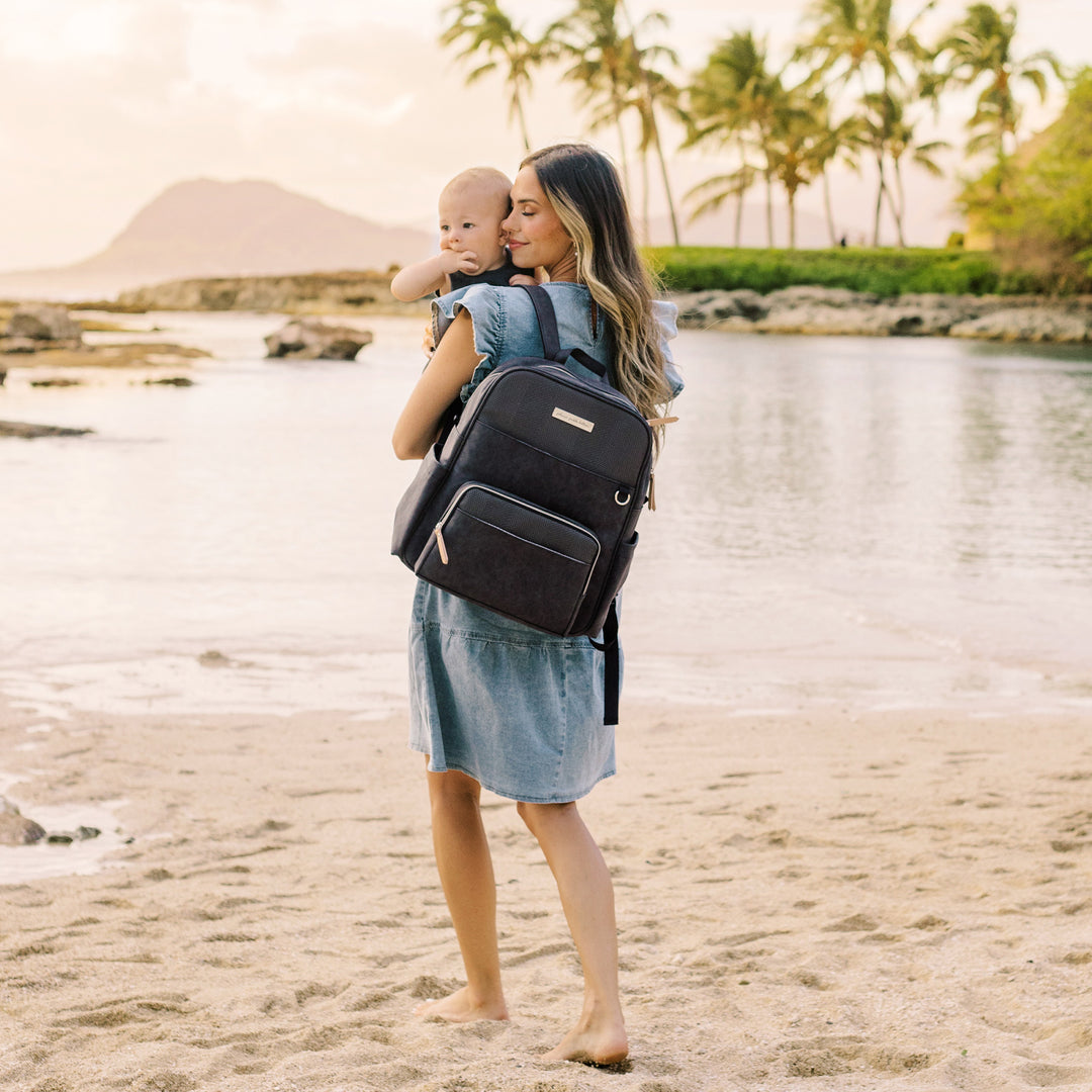 Sync Backpack Diaper Bag in Carbon Cable Stitch